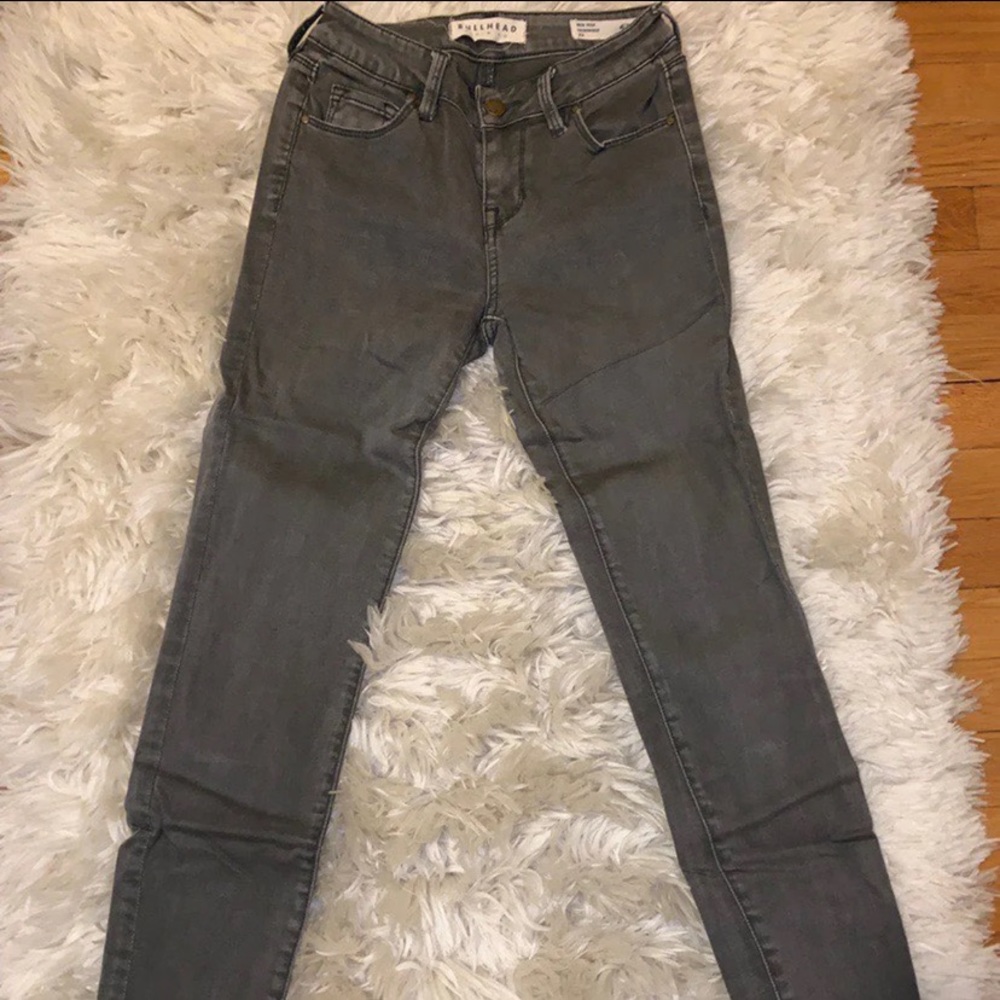Skinny jeans